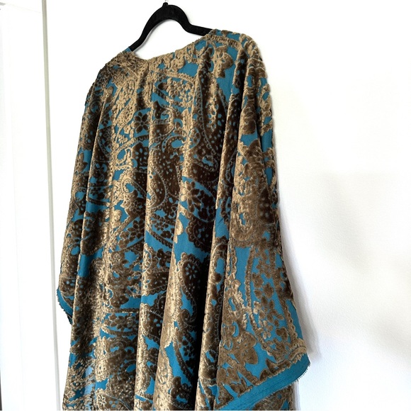 Handmade Teal and Olive Kimono - Picture 5 of 9